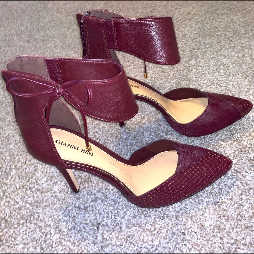 Maroon Gianni Bini Heels 2*30